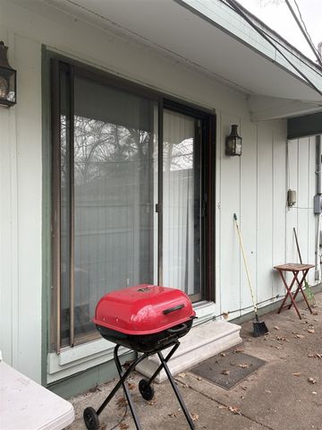 3127 Woodcliffe Drive, Muskegon, MI 49444