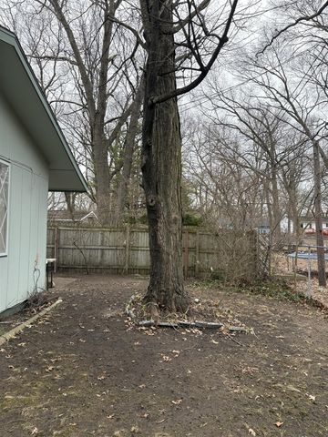 3127 Woodcliffe Drive, Muskegon, MI 49444