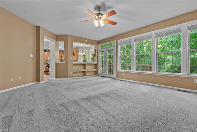 13468 Whippingham PW, Carrollton, VA 23314