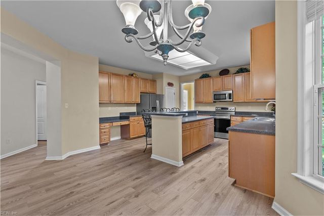 13468 Whippingham PW, Carrollton, VA 23314