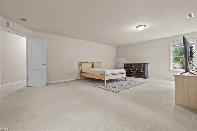 13468 Whippingham PW, Carrollton, VA 23314