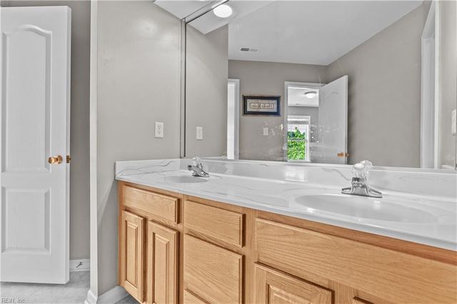 13468 Whippingham PW, Carrollton, VA 23314