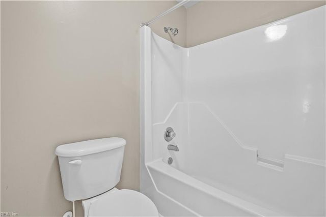 13468 Whippingham PW, Carrollton, VA 23314