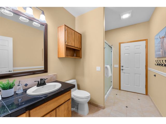 2257 Ne ESTATE Dr, Hillsboro, OR 97124