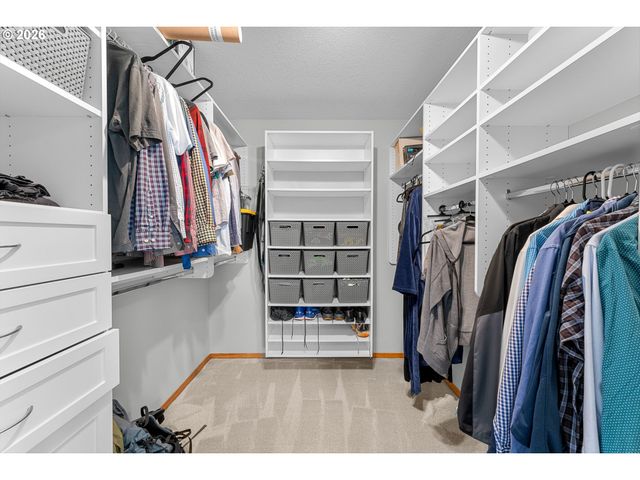 2257 Ne ESTATE Dr, Hillsboro, OR 97124