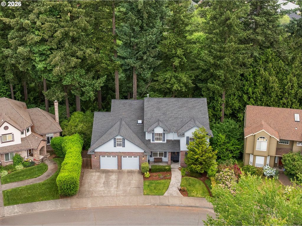 2257 Ne ESTATE Dr, Hillsboro, OR 97124