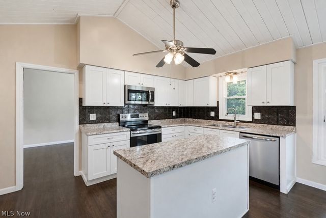 13432 Byron Boulevard, Middleburg Heights, OH 44130