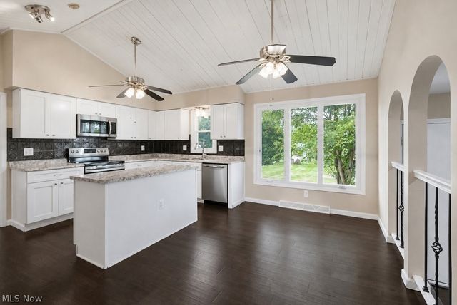 13432 Byron Boulevard, Middleburg Heights, OH 44130