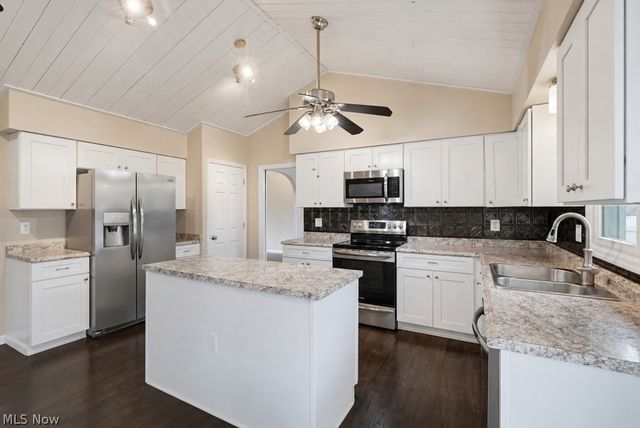 13432 Byron Boulevard, Middleburg Heights, OH 44130
