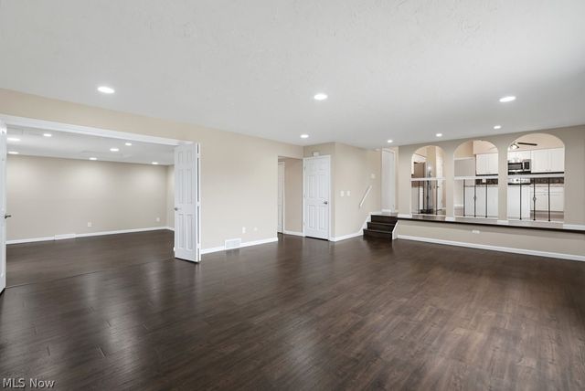 13432 Byron Boulevard, Middleburg Heights, OH 44130