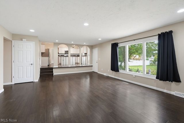 13432 Byron Boulevard, Middleburg Heights, OH 44130
