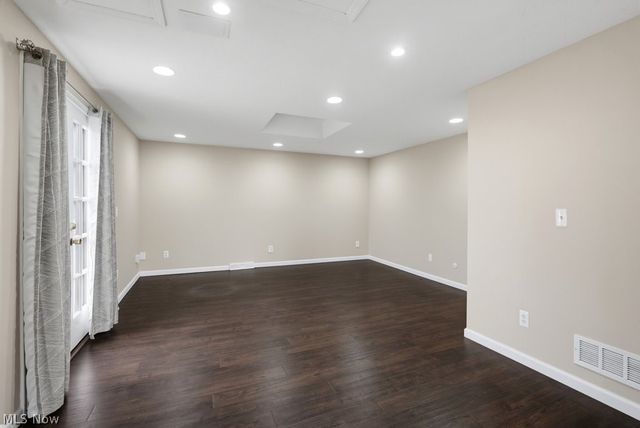 13432 Byron Boulevard, Middleburg Heights, OH 44130