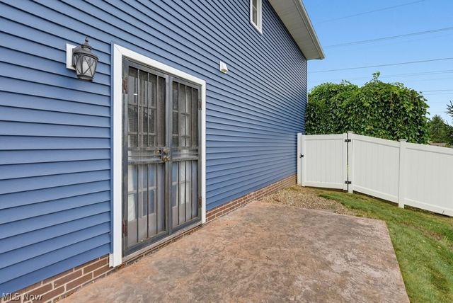 13432 Byron Boulevard, Middleburg Heights, OH 44130