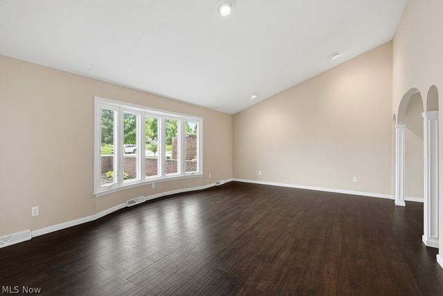 13432 Byron Boulevard, Middleburg Heights, OH 44130