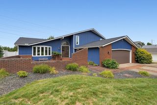 13432 Byron Boulevard, Middleburg Heights, OH 44130