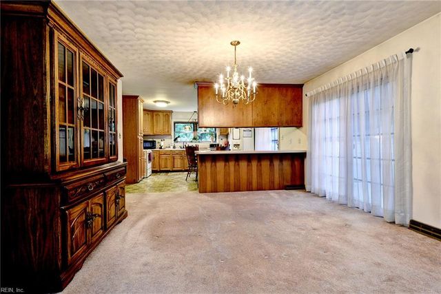 701 Dare RD, Yorktown, VA 23692
