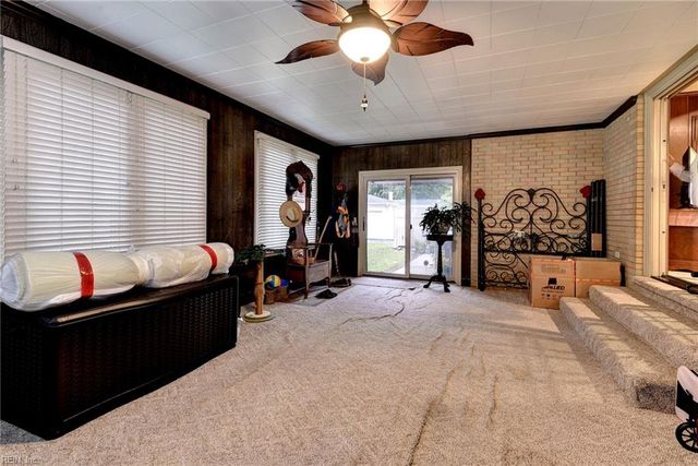 701 Dare RD, Yorktown, VA 23692