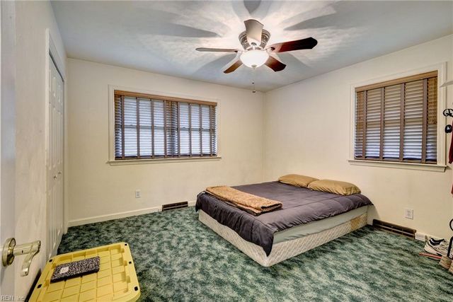 701 Dare RD, Yorktown, VA 23692