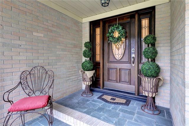 701 Dare RD, Yorktown, VA 23692