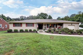 701 Dare RD, Yorktown, VA 23692