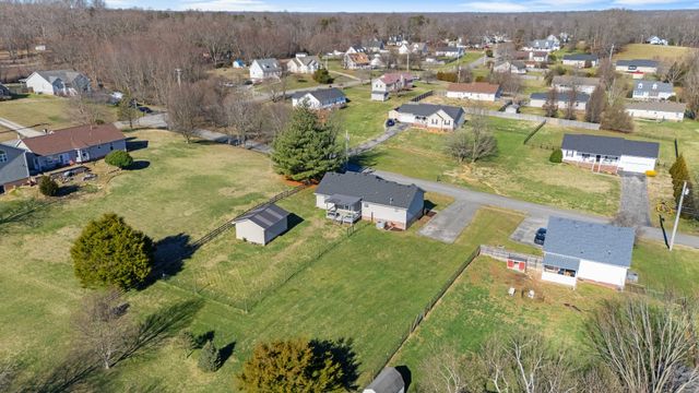 3911 Kings Ct, Cookeville, TN 38501