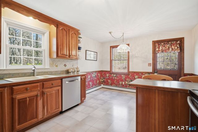 96 Green Tree Lane, Somers, CT 06071