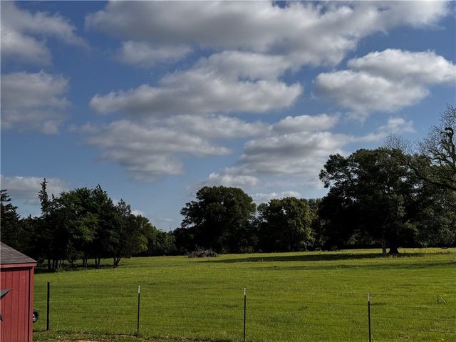 8281 Gibson Lane, Calvert, TX 77837