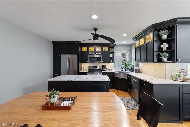 5043 Violet Knoll Avenue NE, Canton, OH 44705