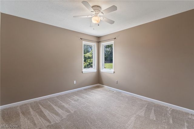5043 Violet Knoll Avenue NE, Canton, OH 44705