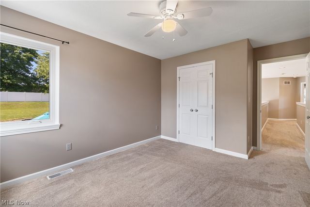 5043 Violet Knoll Avenue NE, Canton, OH 44705