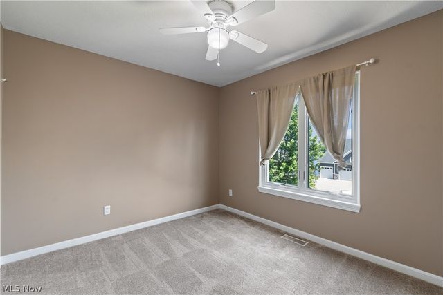 5043 Violet Knoll Avenue NE, Canton, OH 44705