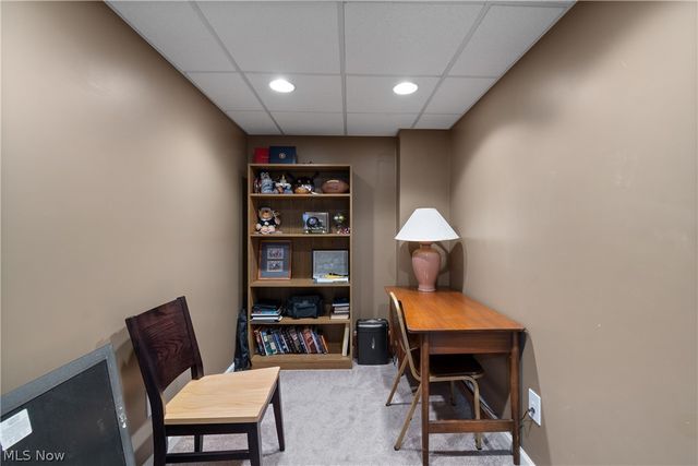 5043 Violet Knoll Avenue NE, Canton, OH 44705