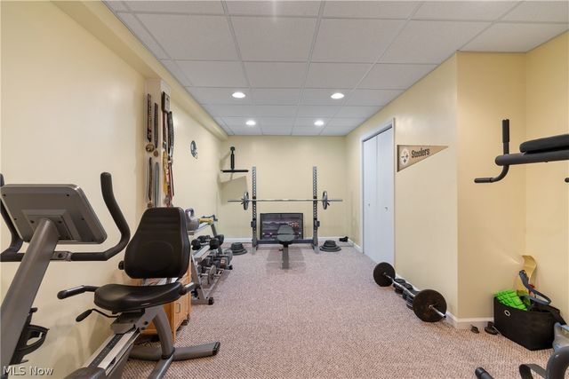 5043 Violet Knoll Avenue NE, Canton, OH 44705