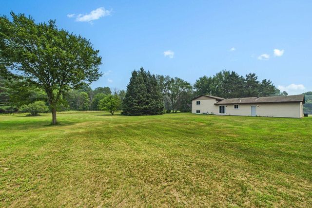 16112 Kettle River Boulevard NE, Columbus, MN 55025