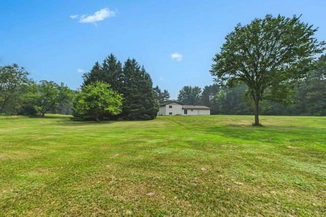 16112 Kettle River Boulevard NE, Columbus, MN 55025