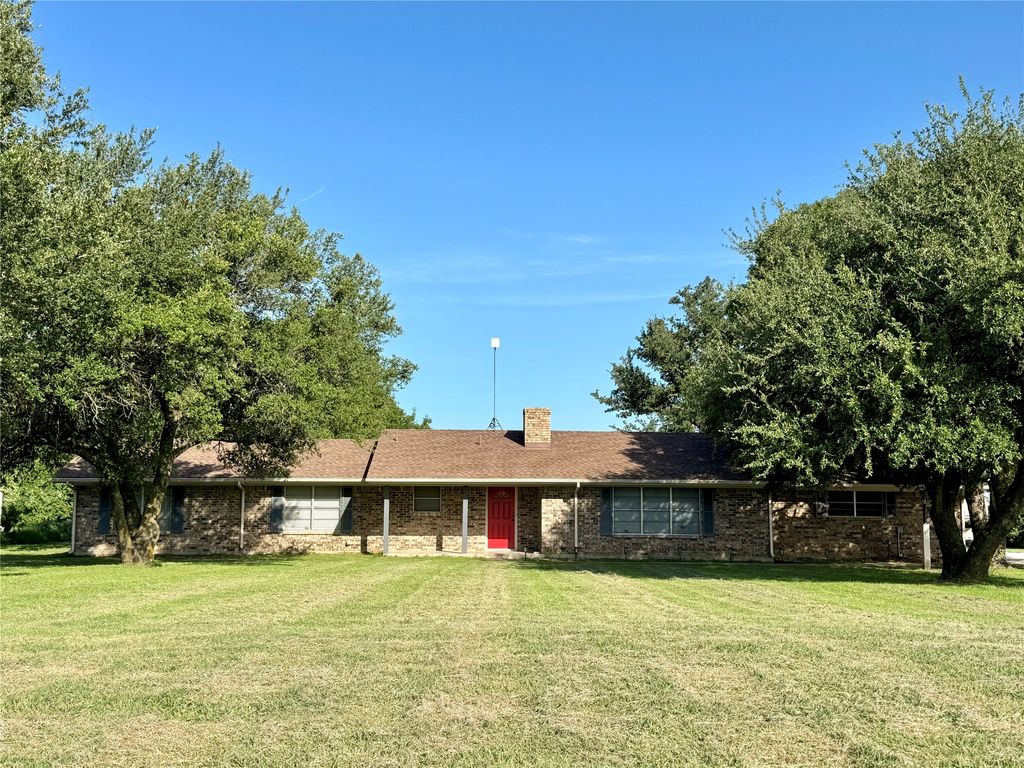 4170 S Fm 51, Decatur, TX 76234