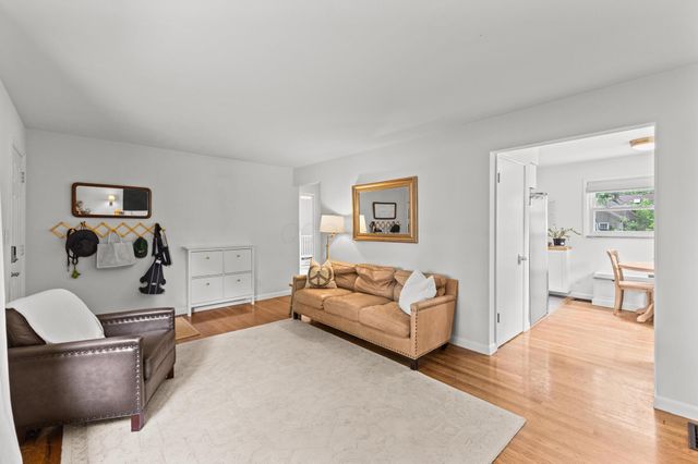 2188 Bristol Road, Columbus, OH 43221