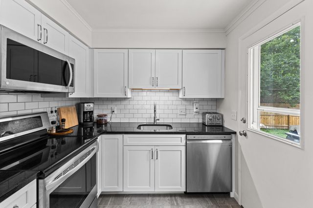 2188 Bristol Road, Columbus, OH 43221