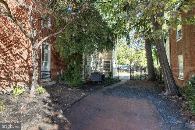 132 AMHERST ST, Winchester, VA 22601