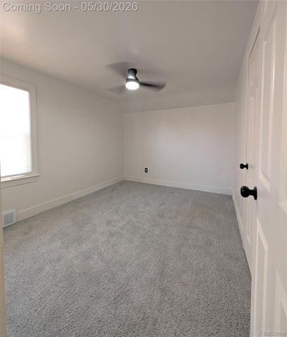 18284 Littlefield Street, Detroit, MI 48235