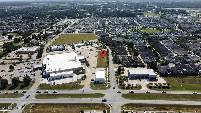 123 Stonehurst Drive, Youngsville, LA 70592