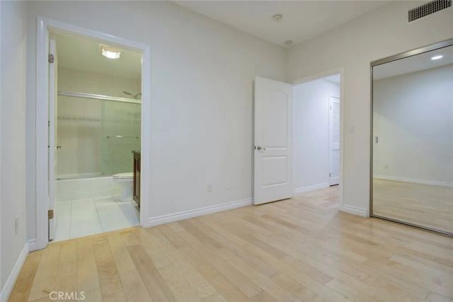 556 E Palm Avenue 102, Burbank, CA 91501