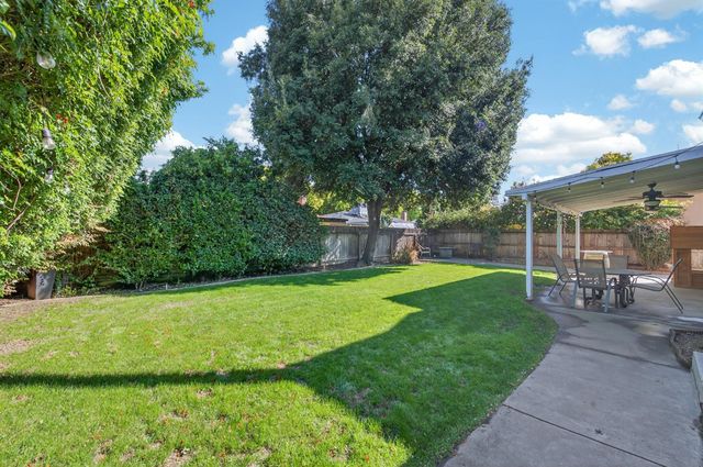 4486 N Hayston Avenue, Fresno, CA 93726