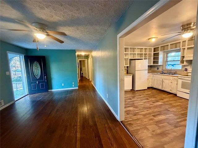 1756 Fairview Circle, Austell, GA 30106