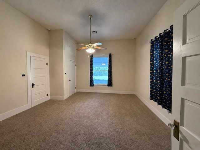 1708 S Wall Street, Belton, TX 76513