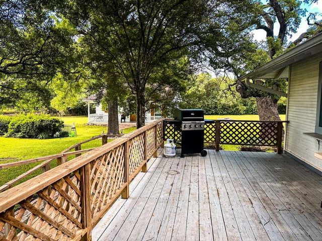 1708 S Wall Street, Belton, TX 76513