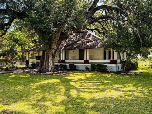 1708 S Wall Street, Belton, TX 76513