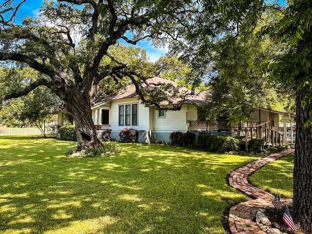 1708 S Wall Street, Belton, TX 76513