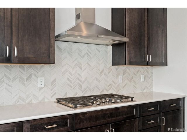 5646 S Grand Baker Ct, Aurora, CO 80016