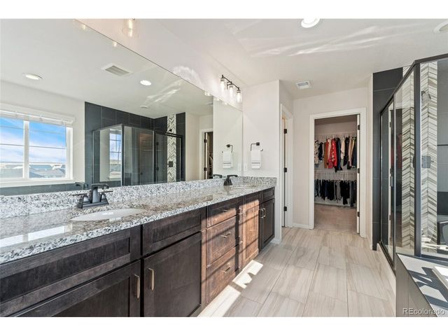 5646 S Grand Baker Ct, Aurora, CO 80016